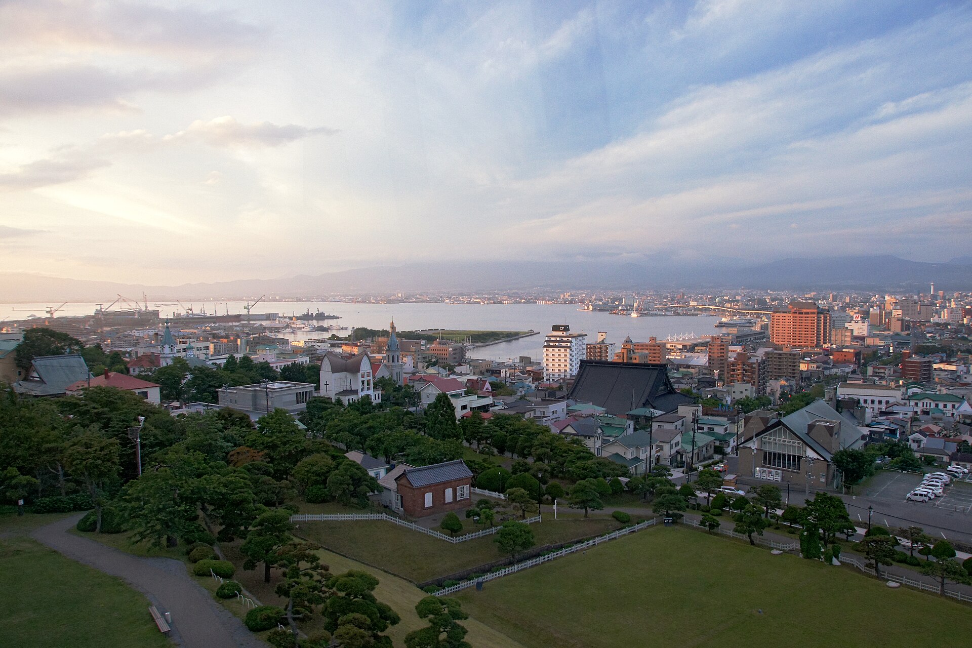 函館山から見た函館市の風景（イメージ）